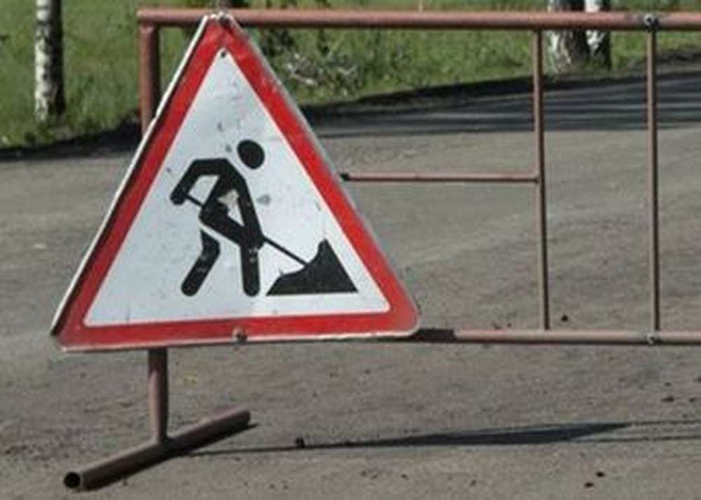В Абакане на неделю закрыли для транспорта участок улицы Комарова