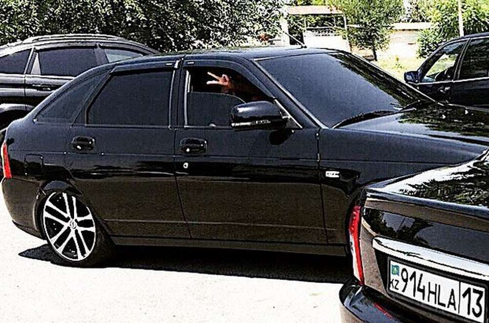 В Казахстане прошел рейд на заниженные авто