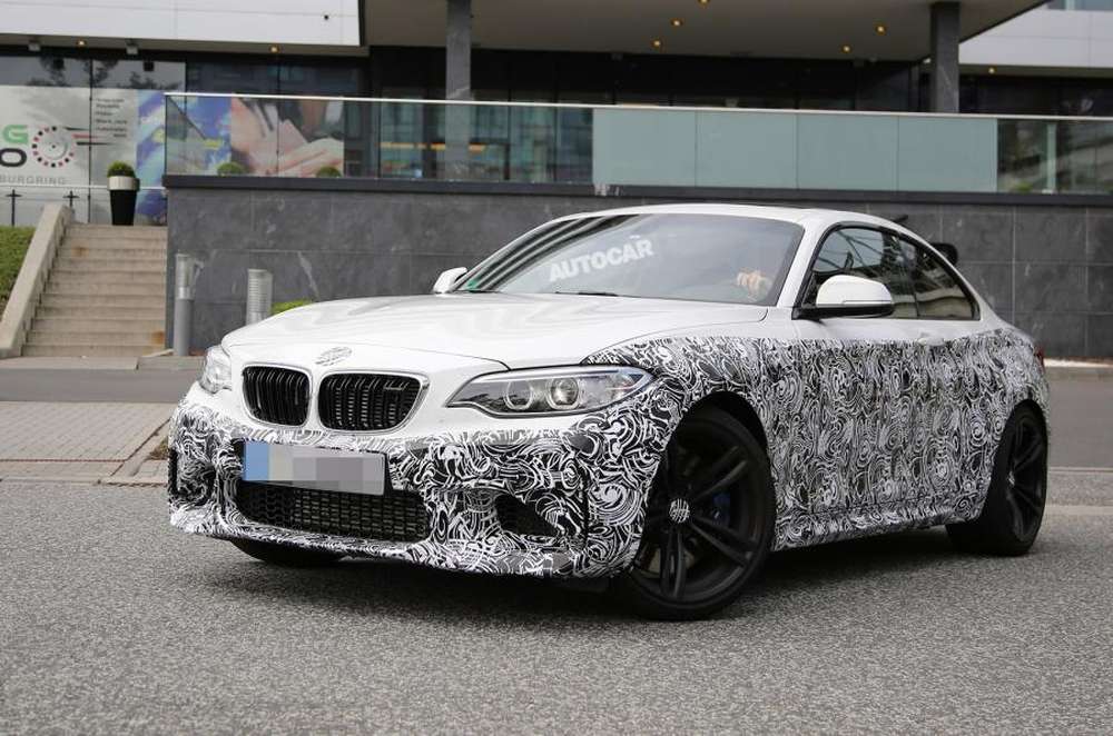 BMW M2 оснастят роботизированной коробкой передач
