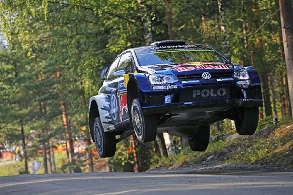 WRC: Себастьен Ожье лидирует на Ралли Финляндия