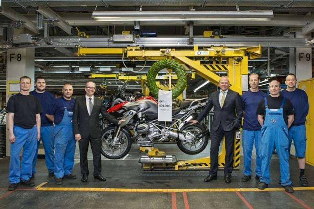 BMW выпустили полумиллионного «гуся»