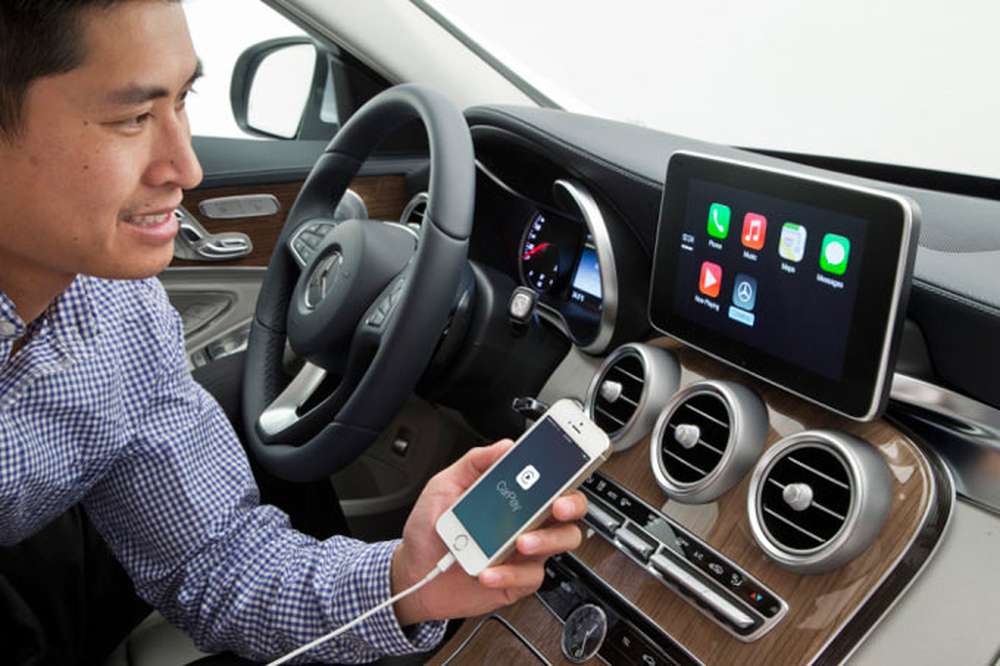 Системы с поддержкой CarPlay облегчат жизнь водителю