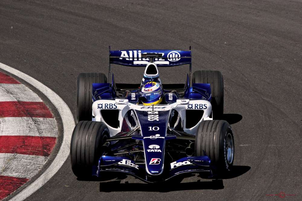 В Force India надеются навязать борьбу Williams