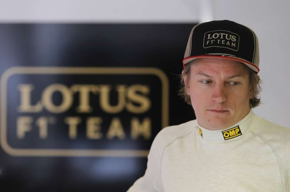 Lotus выплатил долг Кими Райкконену