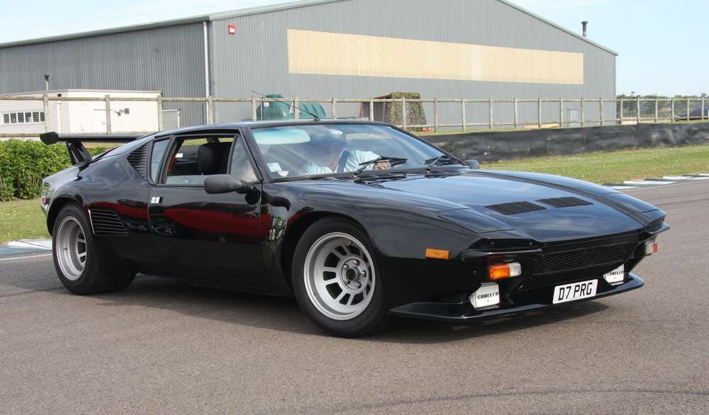 Спорткар De Tomaso обрел новый экстерьер