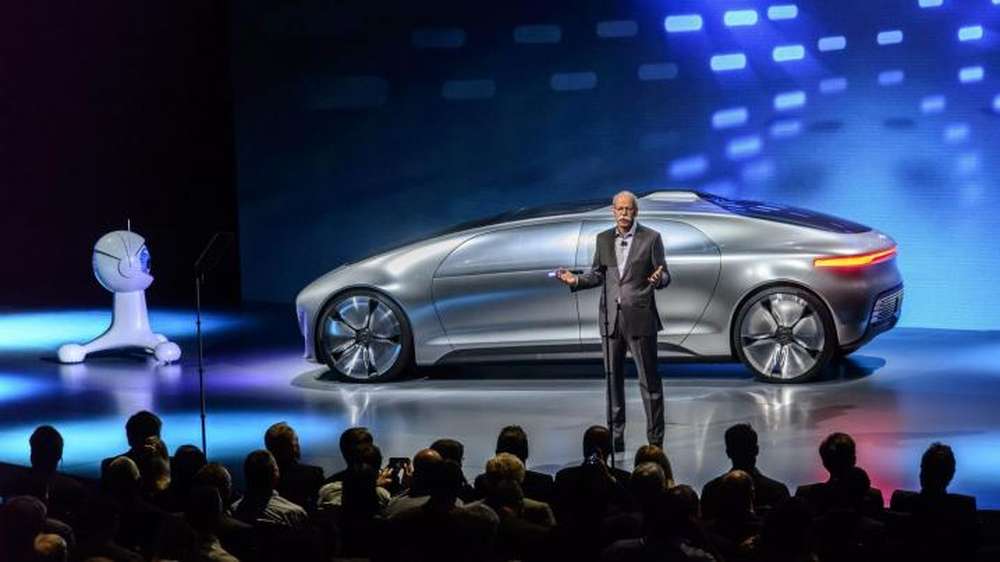 Приоткрыт внешний вид беспилотного авто компании Mercedes
