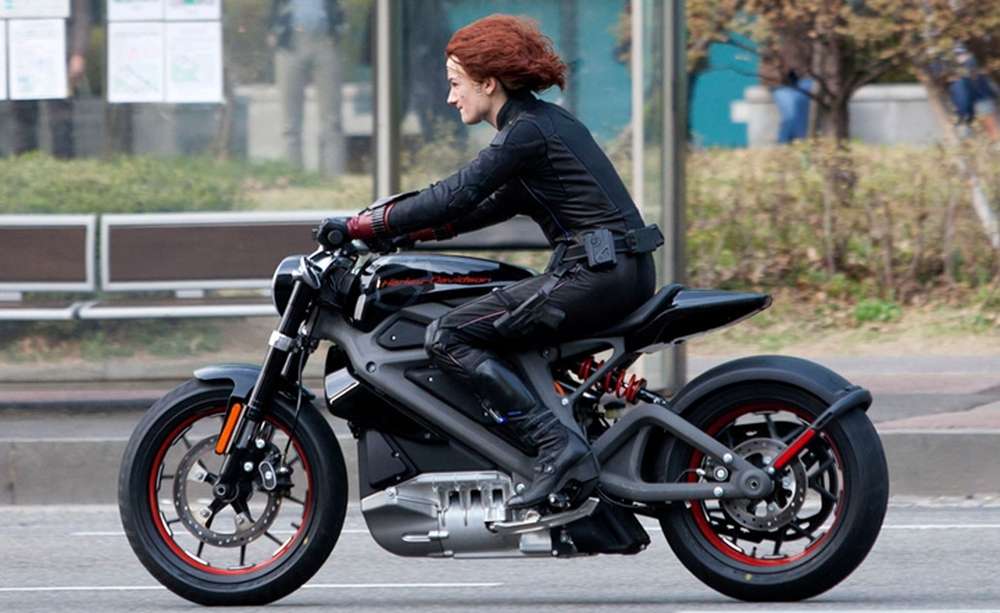 Harley-Davidson  не прекращает поиски спецов в отдел электрики