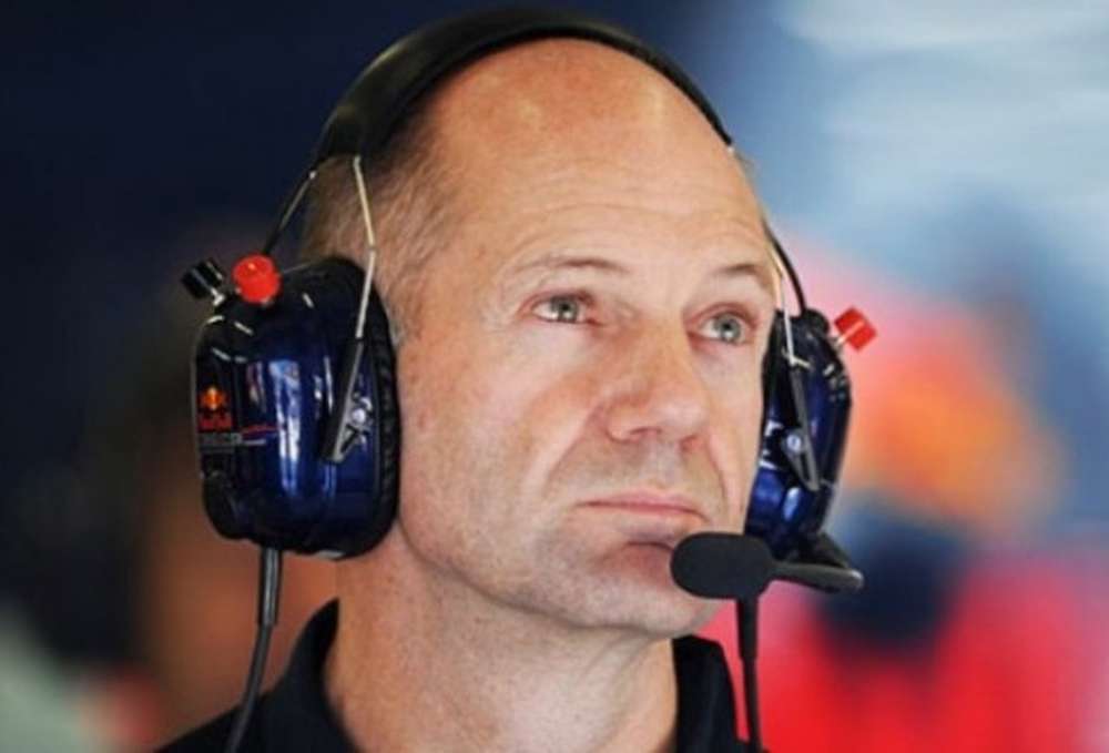Эдриан Ньюи: Феттель перешел в Ferrari из любопытства