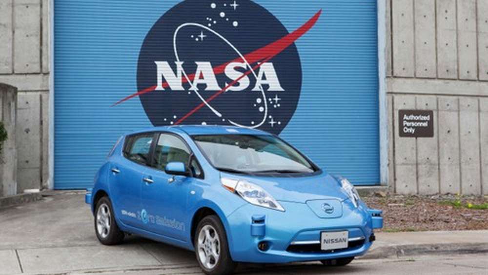 NASA и Nissan займутся разработкой автомобиля, оснащенного автопилотом