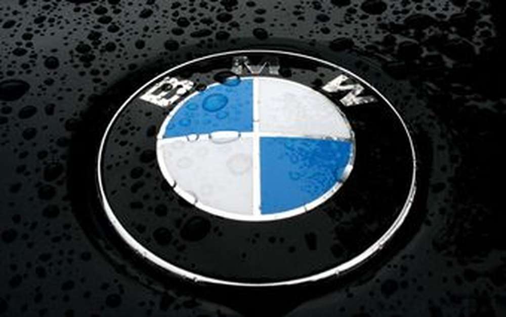 Красноярец отсудил у автосалона почти три миллиона рублей за неисправный BMW
