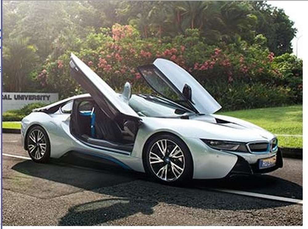 Прибыль концерна BMW Group впервые превысила 5 млрд евро