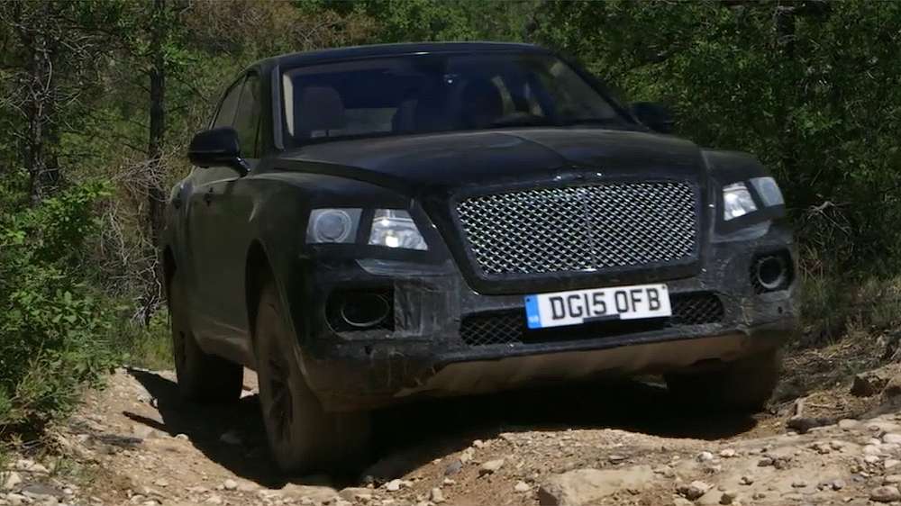 Внедорожник Bentley Bentayga протестировали на бездорожье