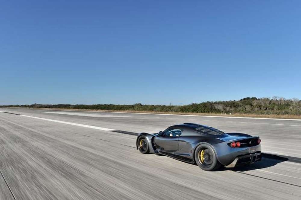 Hennessey Venom gt скорость