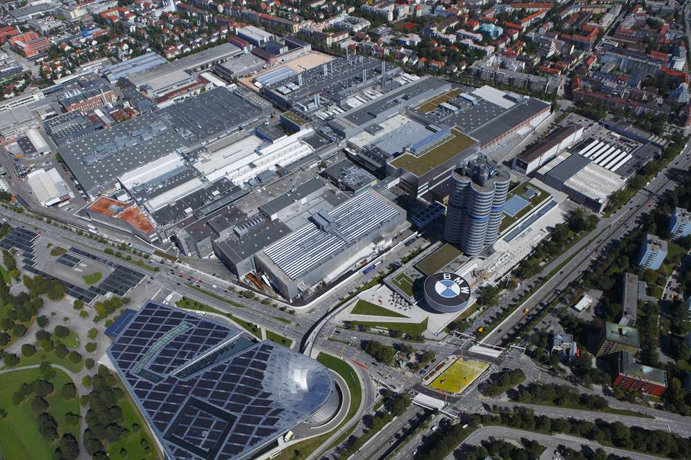 Продажи BMW Group в июле составили 173 195 едини