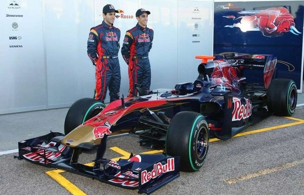 Toro Rosso представил режим работы на тестах