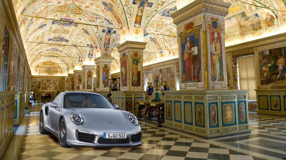 Porsche арендовал Сикстинскую Капеллу