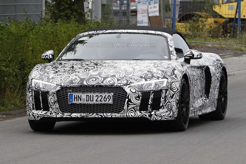 Открытая версия суперкара Audi R8 Spyder нового поколения выехала на тесты