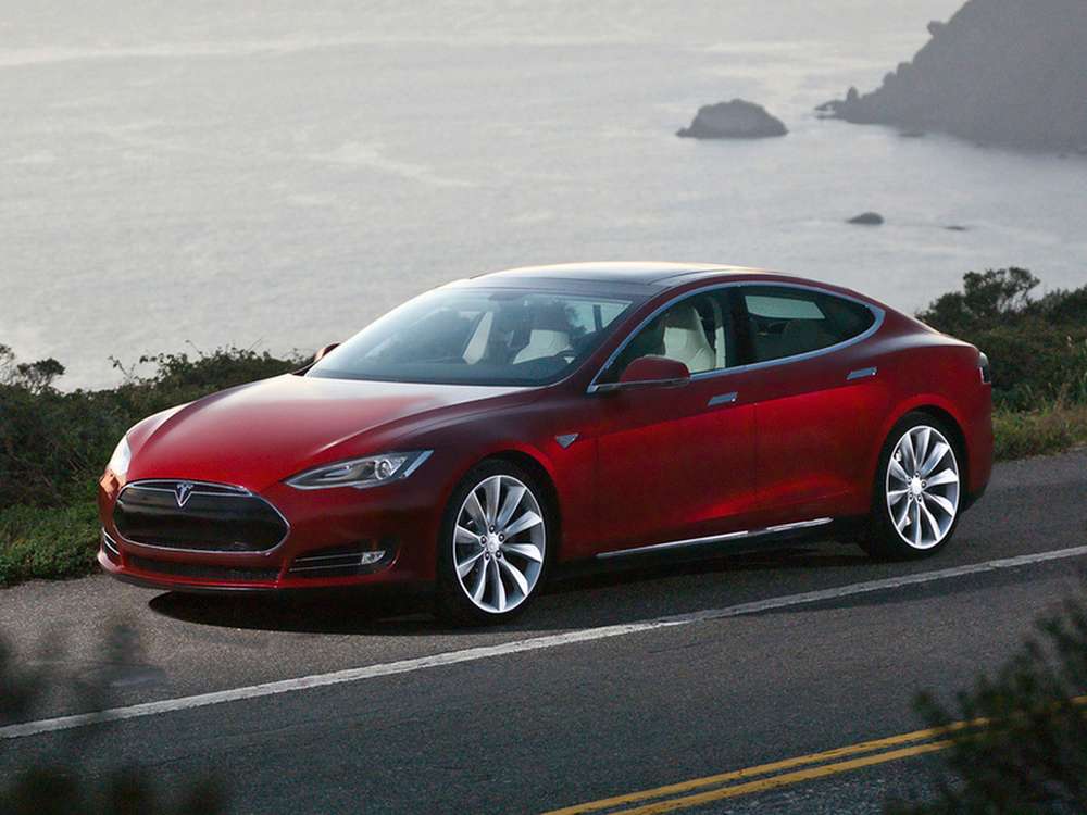 Сын президента Tesla Motors назвал седан Model S «дурацким»