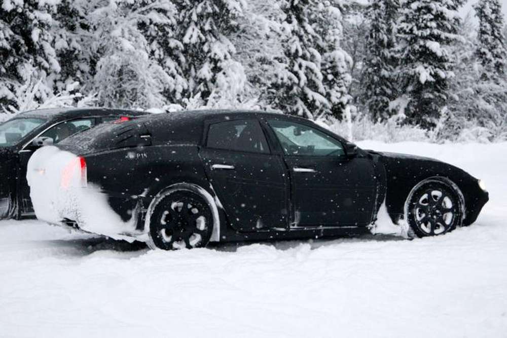 Зимними условиями тестируют Maserati Levante