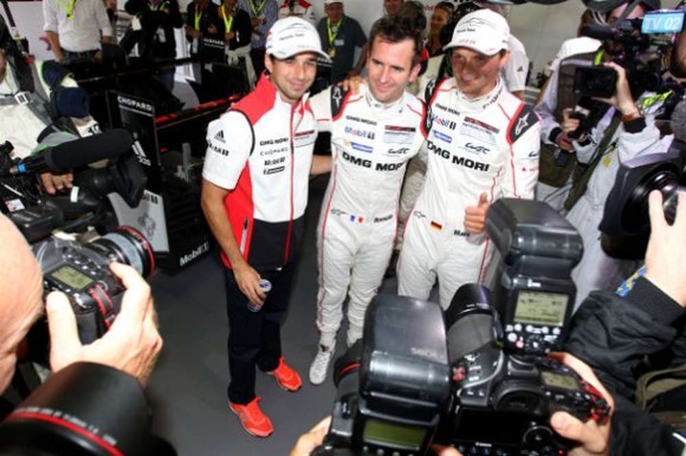 WEC: Porsche побеждает в квалификации на Нюрбургринге