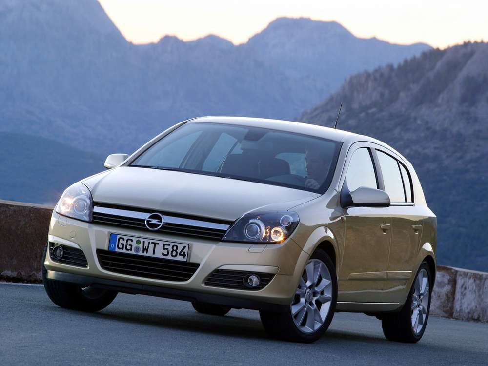 В силовой диапазон Opel Astra нового поколения войдёт однолитровый турбодвигатель