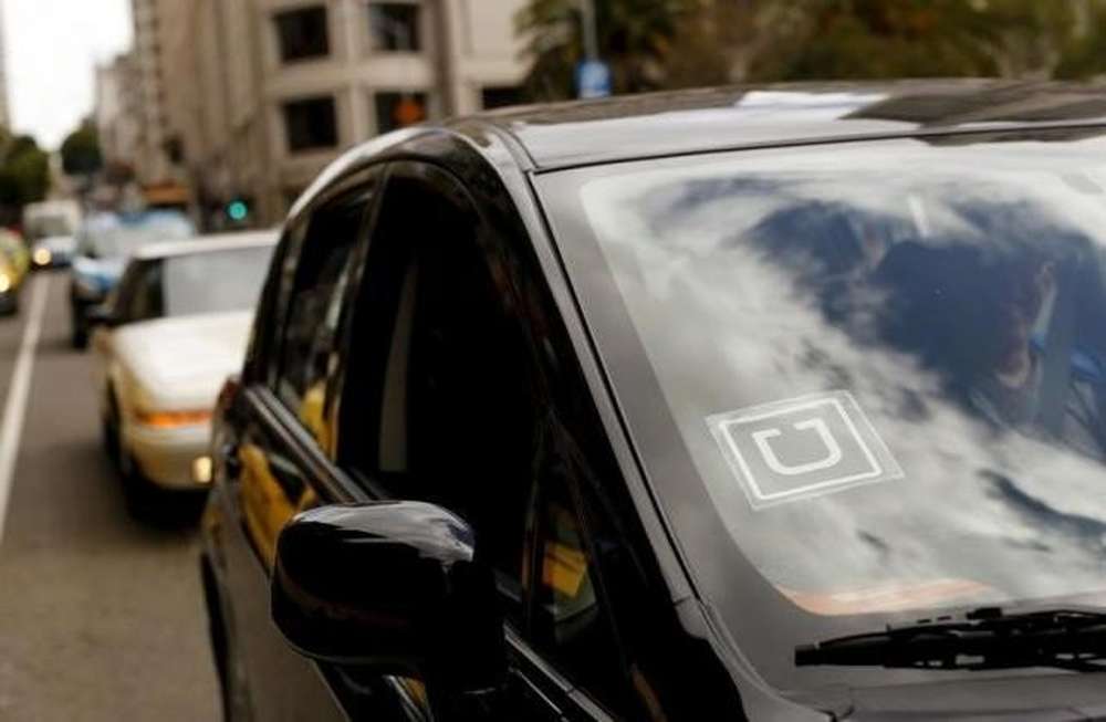 Uber нанимает на работу знаменитых автохакеров