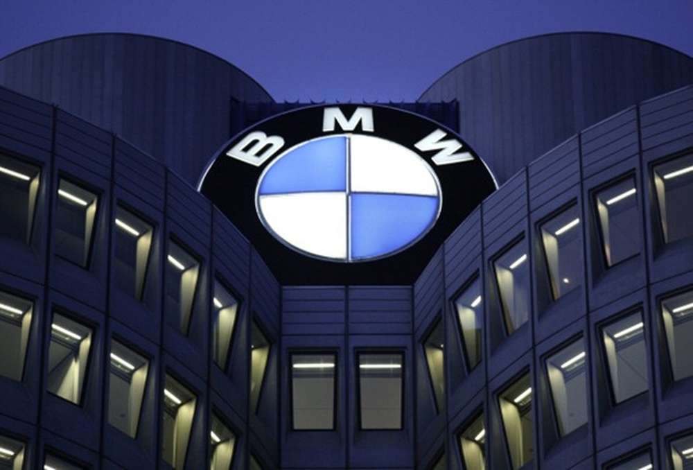 Корпорация BMW заявляет о росте продаж