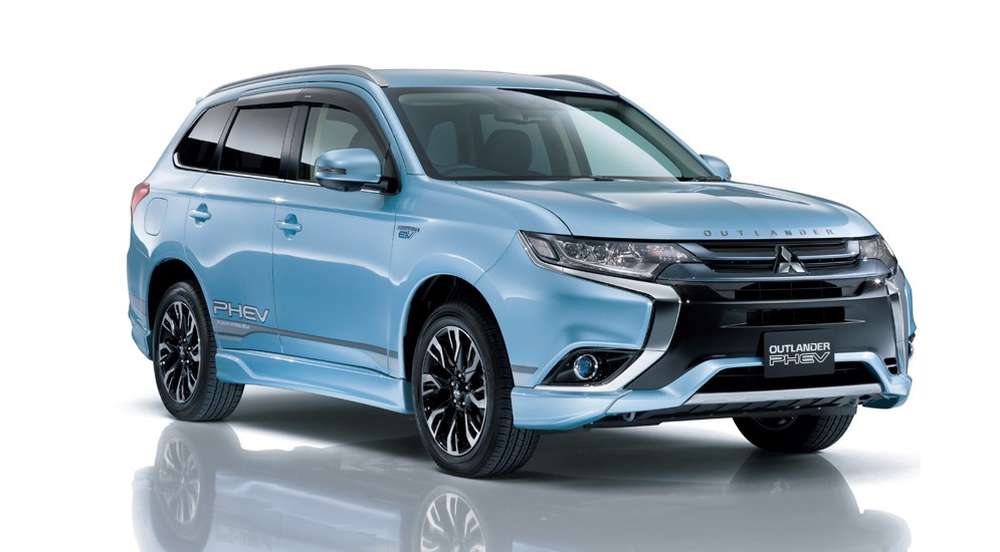 Компания Mitsubishi представит во Франкфурте гибридный кроссовер Outlander PHEV