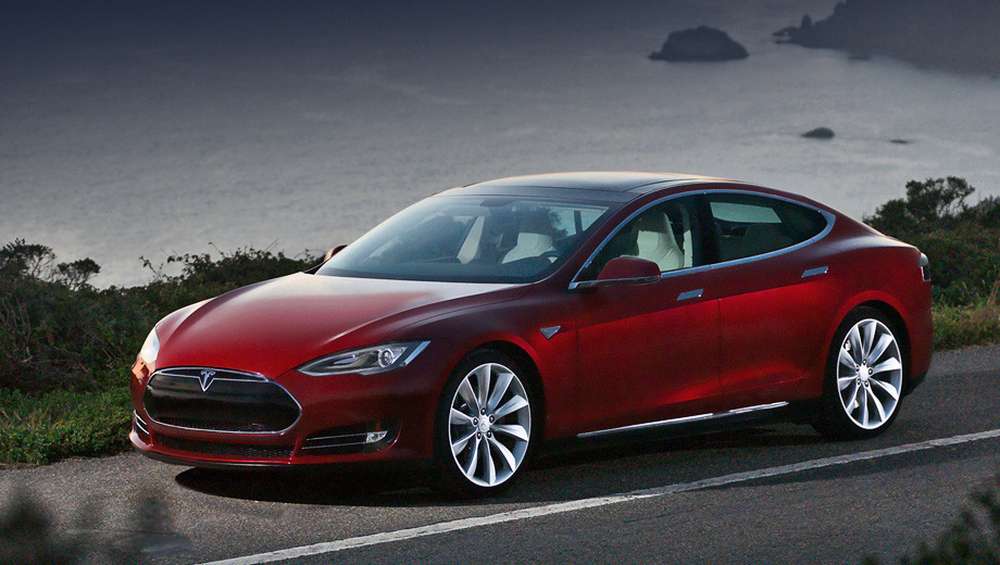 Самый быстрый электрокар – Tesla