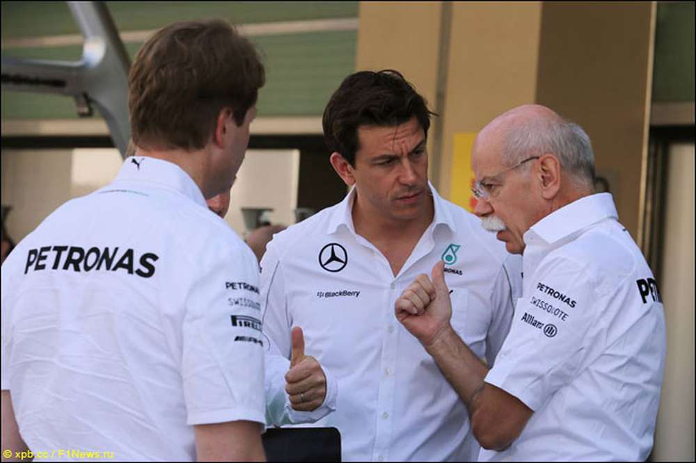 В Mercedes не хотят поставлять моторы Red Bull Racing?