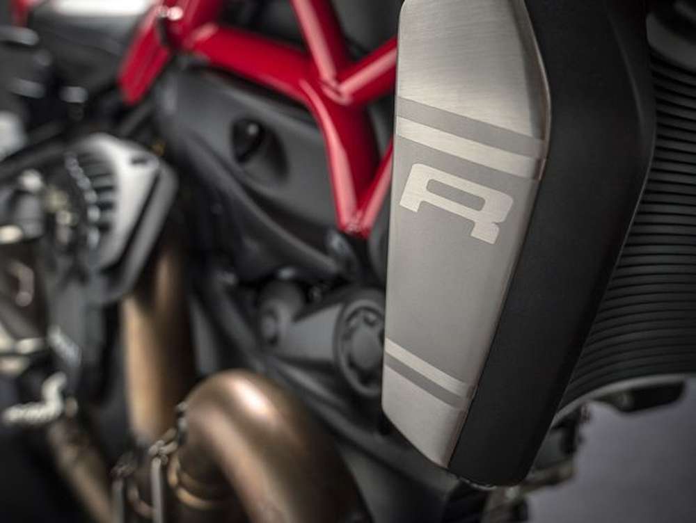 Новый мотоцикл Ducati Monster 1200R 2016