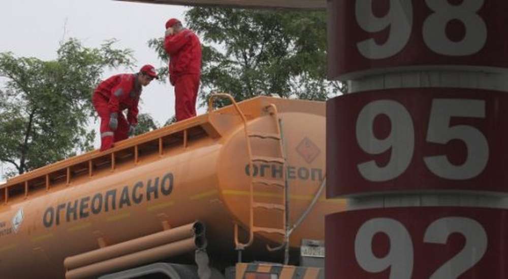 Запасов бензина в Павлодарской области хватит только до октября