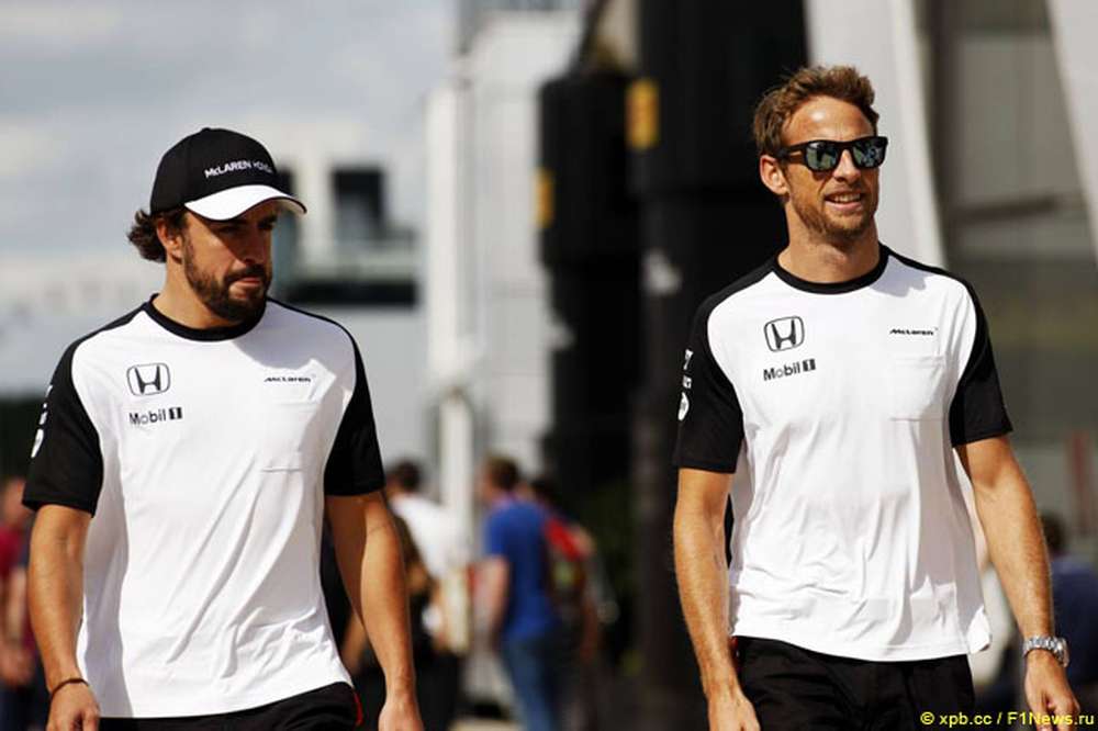 Фернандо Алонсо хочет, чтобы Баттон остался в McLaren