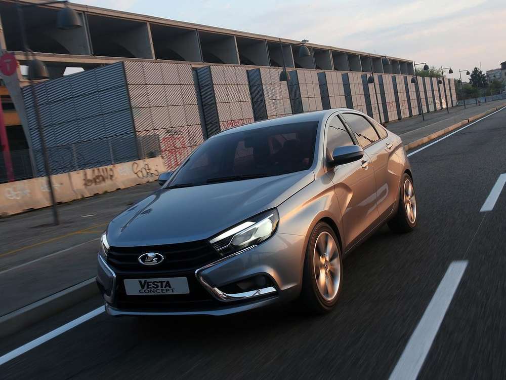 Стала известна предварительная стоимость седана Lada Vesta