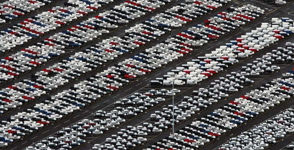 Власти КНР не станут поддерживать местных автопроизводителей