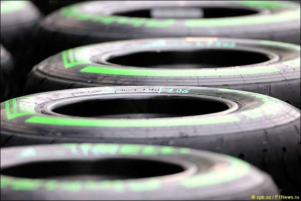 Стратегическая группа согласилась на тесты Pirelli