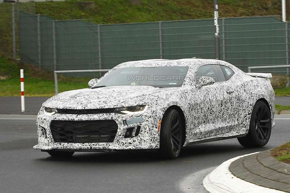 Chevrolet вывела на тесты самый мощный спорткар Camaro ZL1