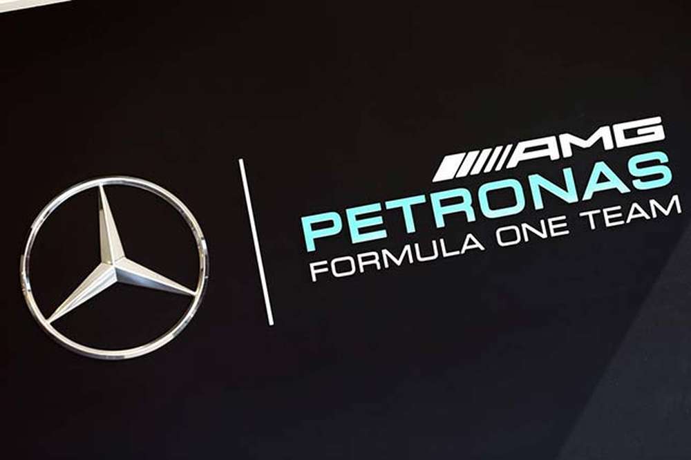 В финансовом отчёте Mercedes говорится о росте убытков