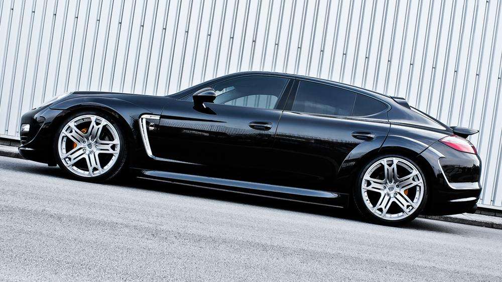 Porsche Panamera нового поколения сфотографировали без камуфляжа
