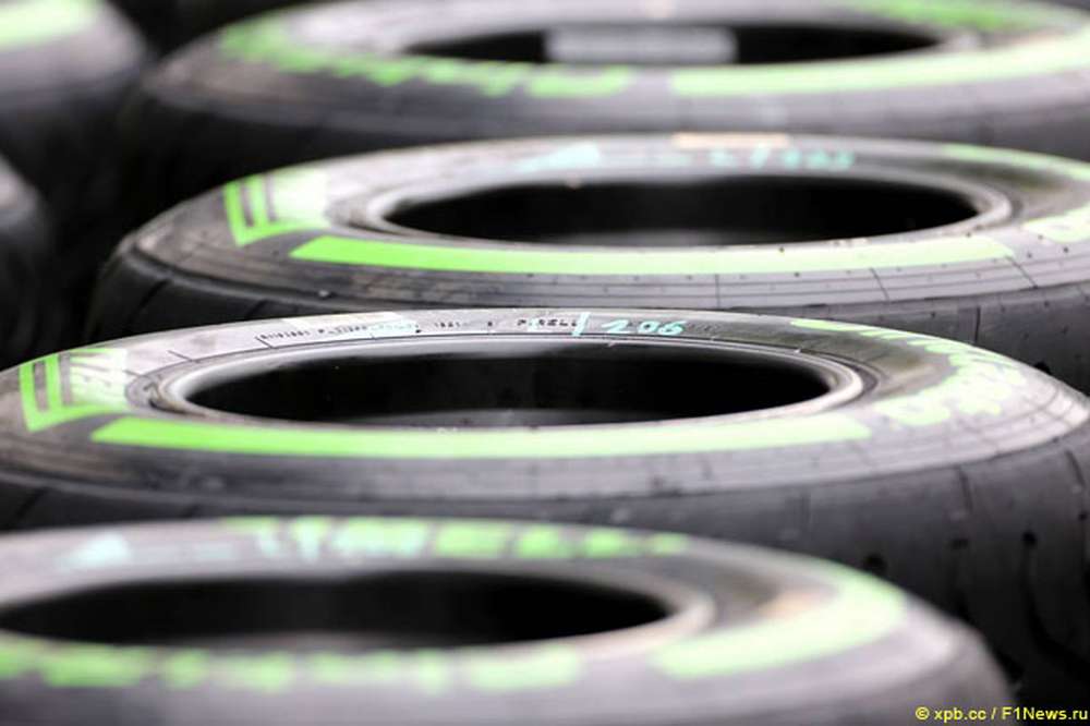 В FIA ищут решение для очистки трасс от обломков