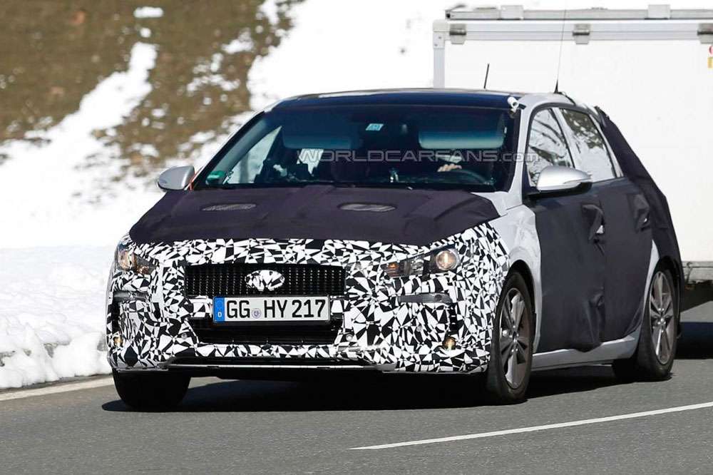 Hyundai привез новое поколение i30 на испытания в Альпы