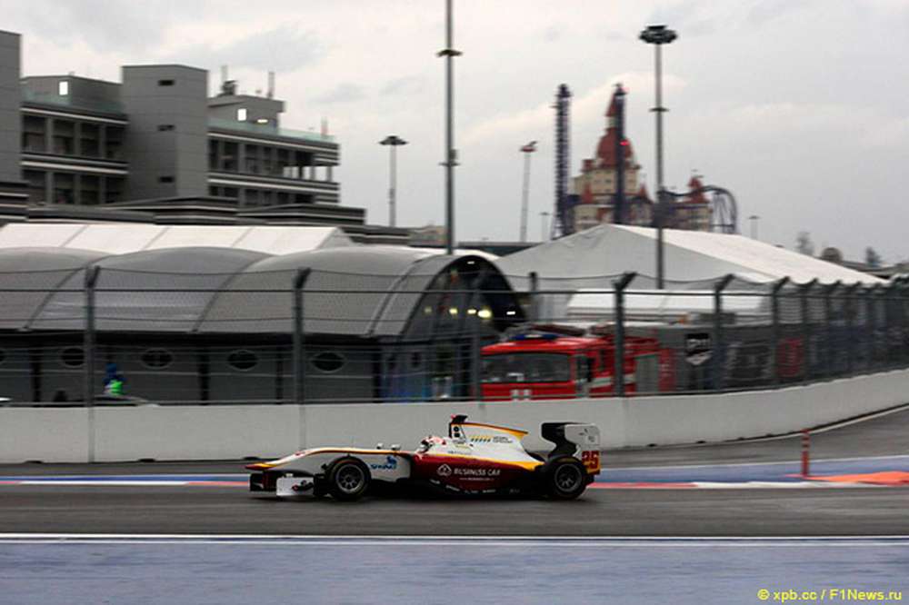 В воскресенье пройдут две гонки GP3