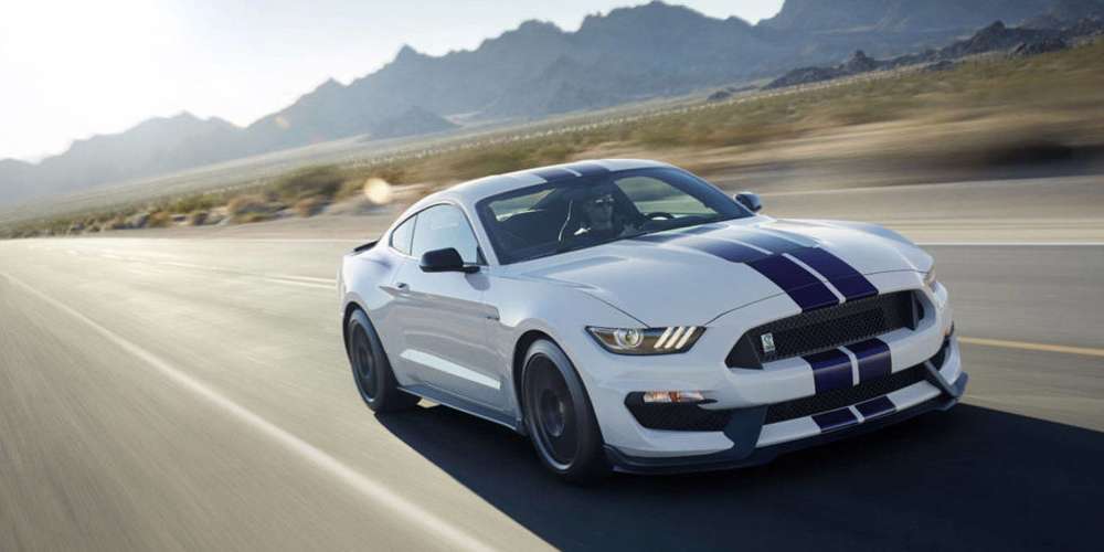 Новый Mustang  произвел фурор на трассе Нюрбургринг