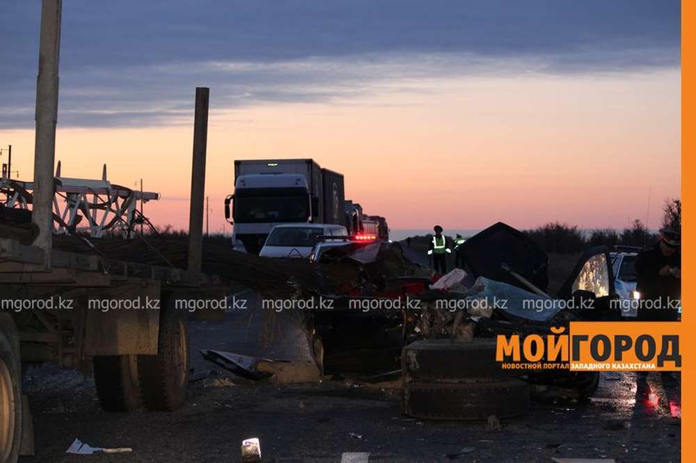 Три человека погибли в ДТП на трассе Уральск-Актобе