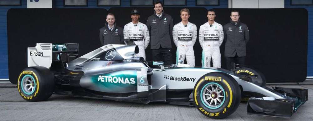 Компания Epson – долгосрочный партнёр Mercedes AMG