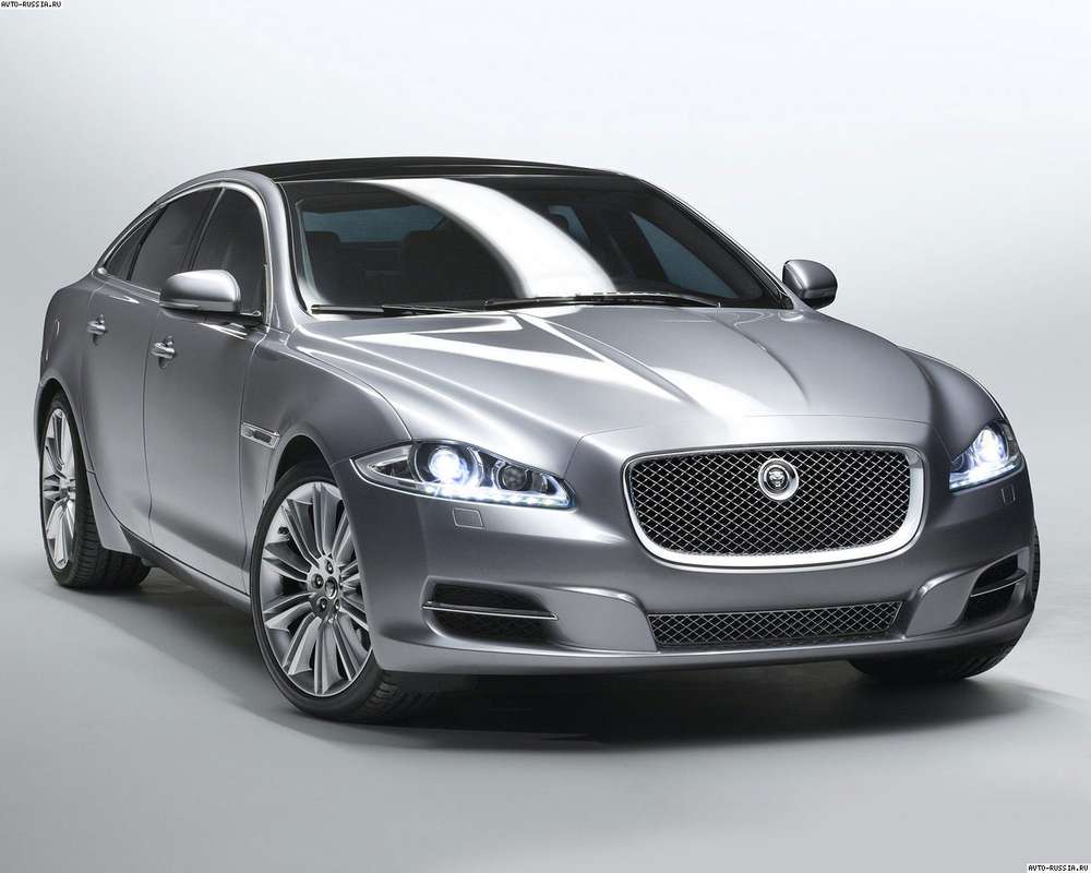 Jaguar XJ подвергнется точечному рестайлингу