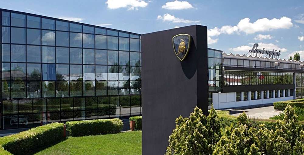 Полиция обыскала штаб-квартиру Lamborghini