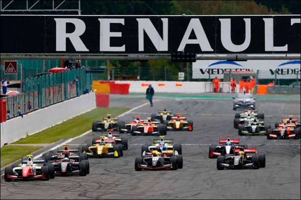 Предварительный календарь Формулы Renault 3.5