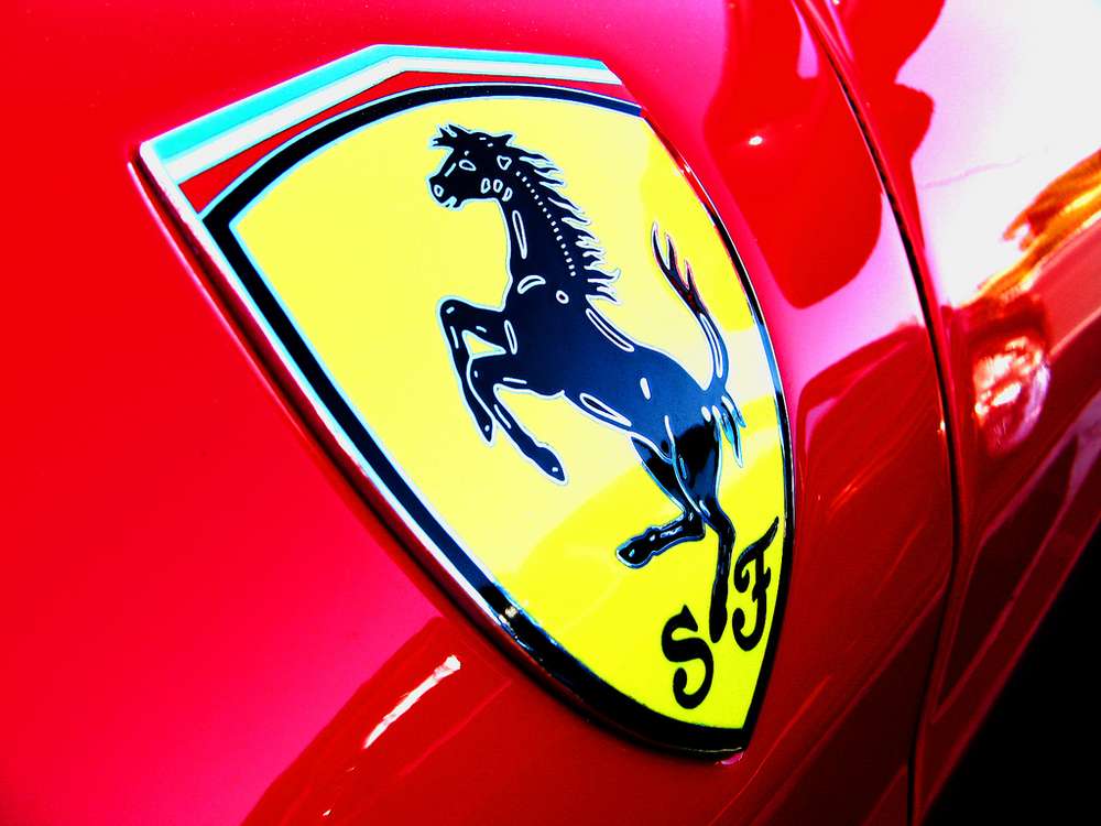 Продажи Ferrari в России упали на 60 процентов