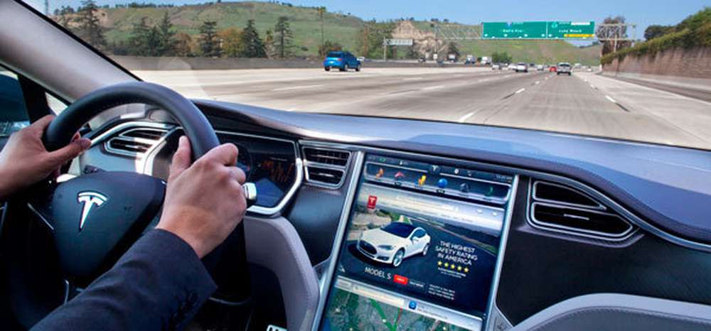 Акции Tesla обрушились после отчета о ненадежности автомобиля